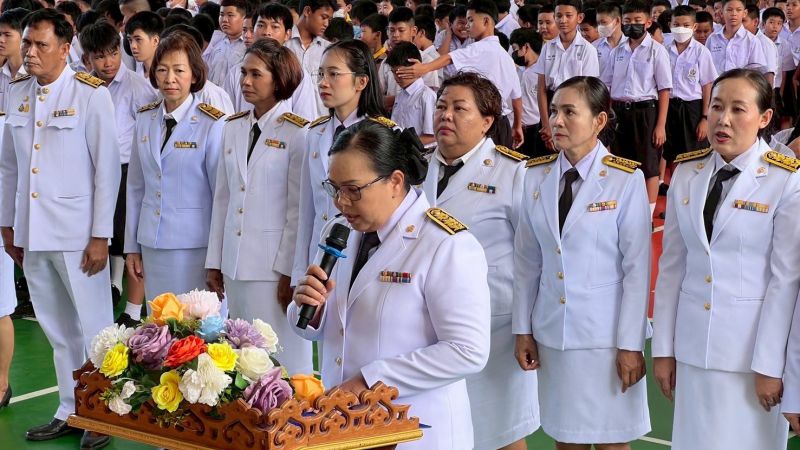 พิธีถวายพระพรมงคลชัยพระบาทสมเด็จพระเจ้าอยู่หัว - รูปภาพเพิ่มเติม