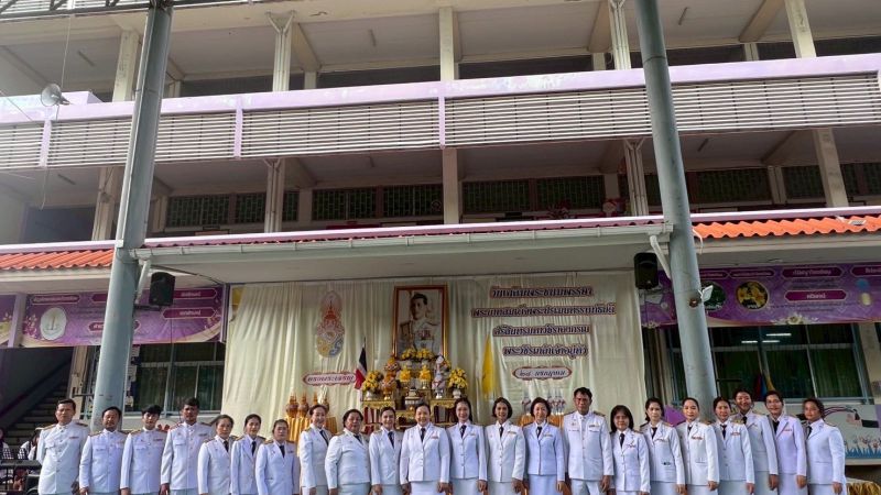 พิธีถวายพระพรมงคลชัยพระบาทสมเด็จพระเจ้าอยู่หัว - รูปภาพเพิ่มเติม