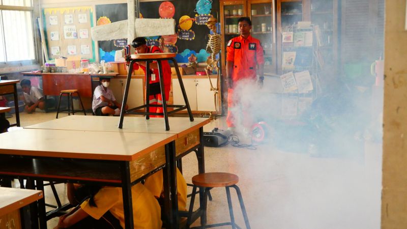 ฝึกซ้อมหนีไฟและรับมือเหตุการณ์แผ่นดินไหว - รูปภาพเพิ่มเติม