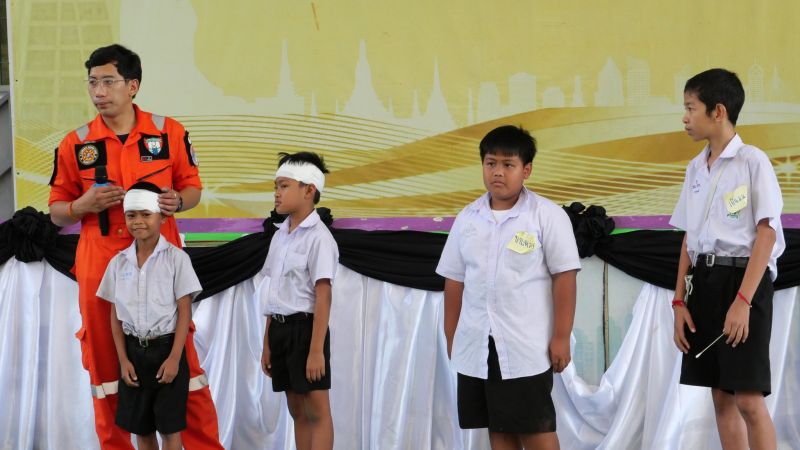 ฝึกซ้อมหนีไฟและรับมือเหตุการณ์แผ่นดินไหว - รูปภาพเพิ่มเติม